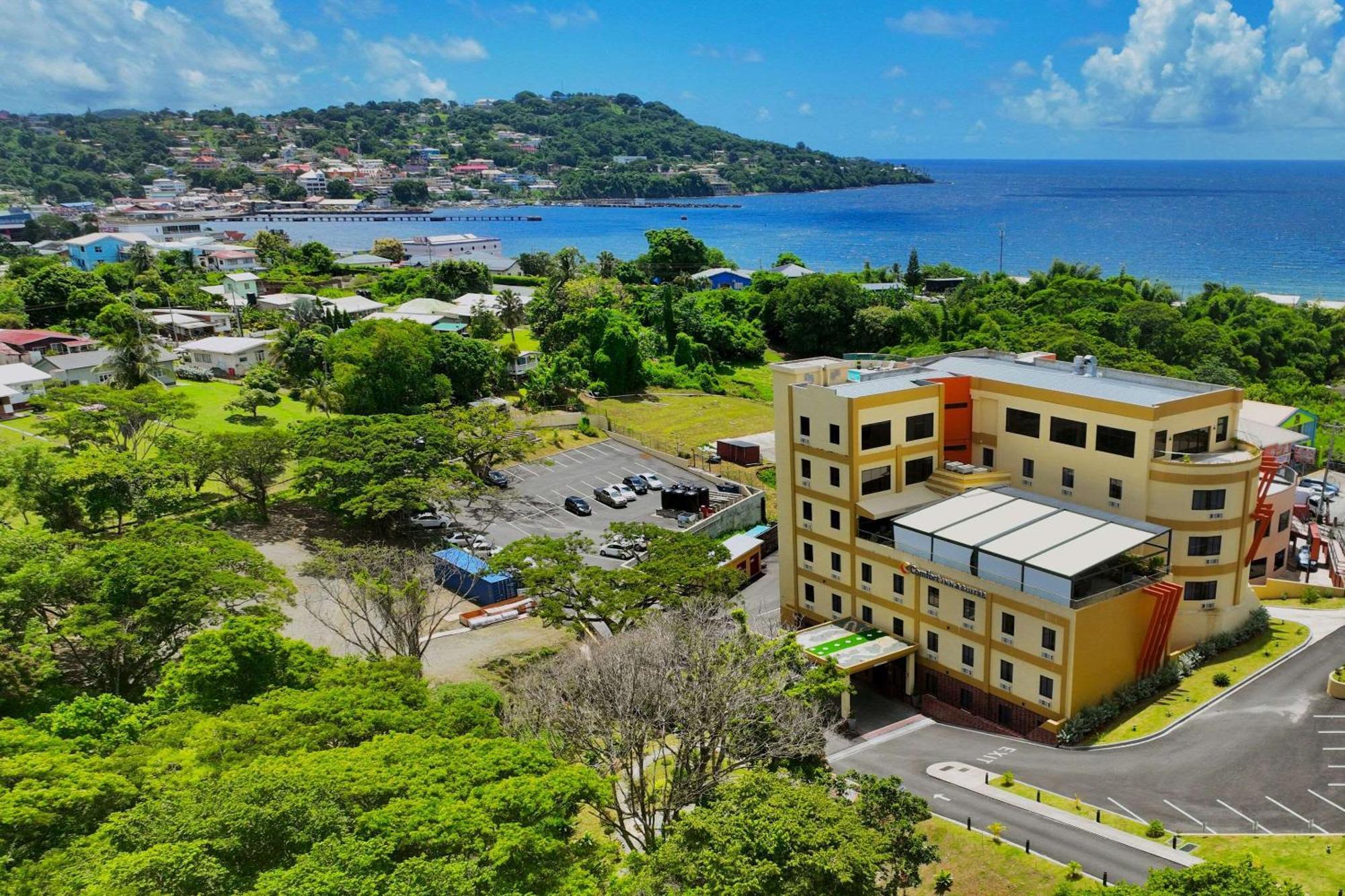 Comfort Inn & Suites Tobago Signal Hill Exterior foto